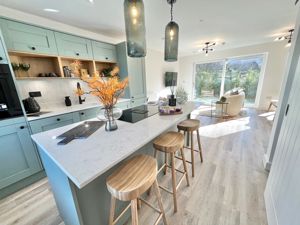 Photo 5- click for photo gallery